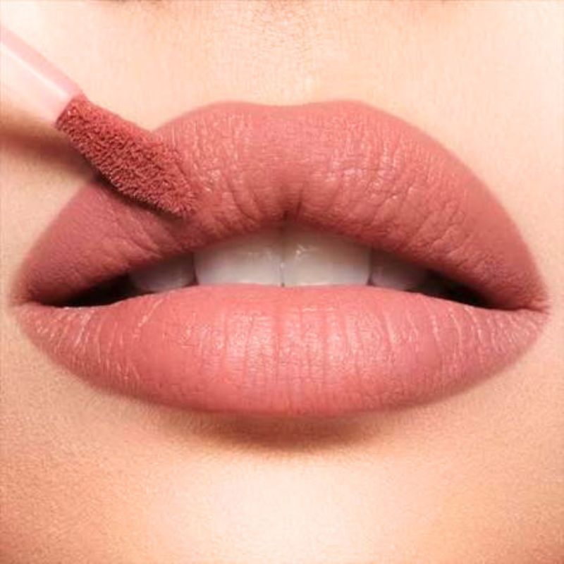 Charlotte Tilbury - Airbrush Flawless Matte Lip Blur Liquid Lipstick