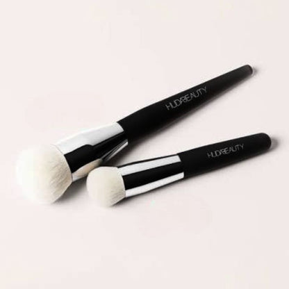 Huda Beauty - Easy Blur Base Brush
